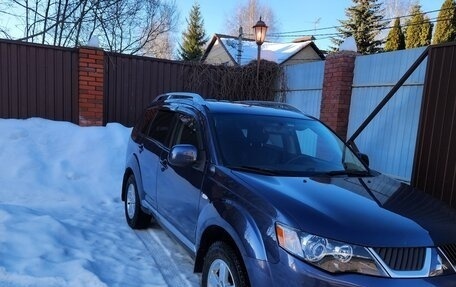 Mitsubishi Outlander III рестайлинг 3, 2007 год, 1 200 000 рублей, 2 фотография