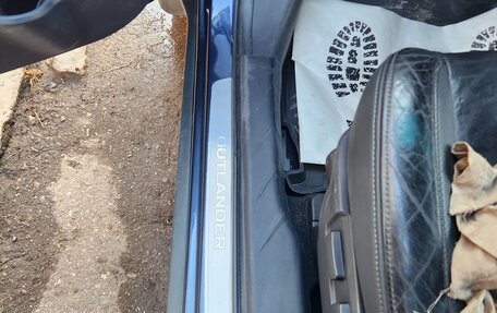 Mitsubishi Outlander III рестайлинг 3, 2007 год, 1 200 000 рублей, 20 фотография