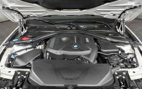 BMW 3 серия, 2016 год, 1 997 000 рублей, 10 фотография