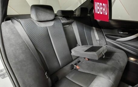 BMW 3 серия, 2016 год, 1 997 000 рублей, 14 фотография