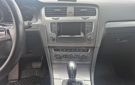 Volkswagen Golf VII, 2014 год, 800 000 рублей, 11 фотография