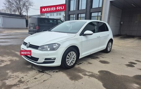 Volkswagen Golf VII, 2014 год, 800 000 рублей, 2 фотография