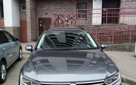 Volkswagen Passat B8 рестайлинг, 2015 год, 1 350 000 рублей, 1 фотография