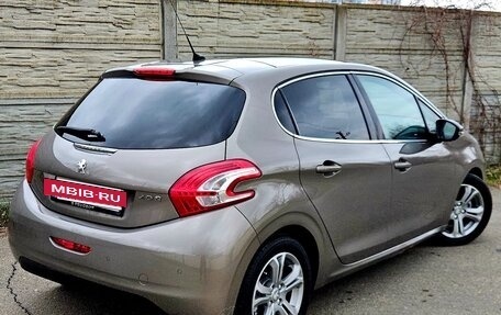 Peugeot 208 II, 2012 год, 785 000 рублей, 3 фотография