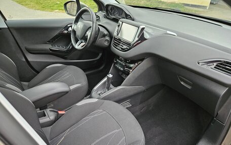 Peugeot 208 II, 2012 год, 785 000 рублей, 24 фотография