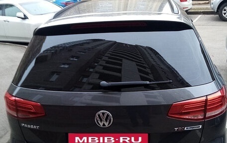 Volkswagen Passat B8 рестайлинг, 2015 год, 1 350 000 рублей, 4 фотография