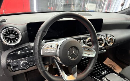 Mercedes-Benz CLA, 2021 год, 3 075 000 рублей, 14 фотография