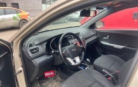 KIA Rio III рестайлинг, 2013 год, 950 000 рублей, 6 фотография