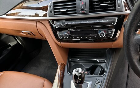 BMW 3 серия, 2017 год, 2 100 000 рублей, 9 фотография