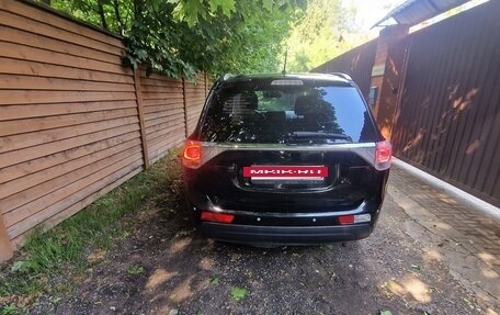 Mitsubishi Outlander III рестайлинг 3, 2012 год, 1 220 000 рублей, 18 фотография