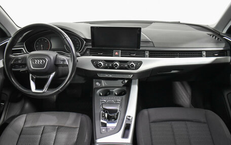 Audi A4, 2016 год, 1 848 970 рублей, 13 фотография