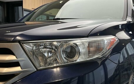 Toyota Highlander III, 2011 год, 2 430 000 рублей, 4 фотография