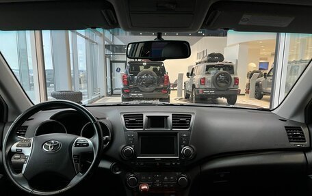 Toyota Highlander III, 2011 год, 2 430 000 рублей, 22 фотография