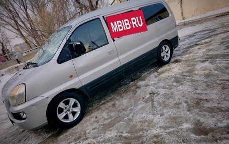 Hyundai H-1 II рестайлинг, 2005 год, 449 000 рублей, 5 фотография
