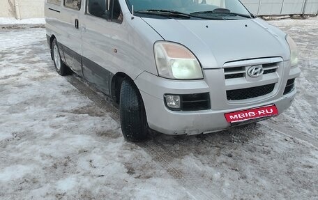 Hyundai H-1 II рестайлинг, 2005 год, 449 000 рублей, 4 фотография