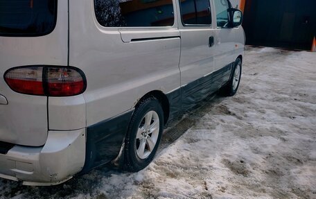 Hyundai H-1 II рестайлинг, 2005 год, 449 000 рублей, 9 фотография