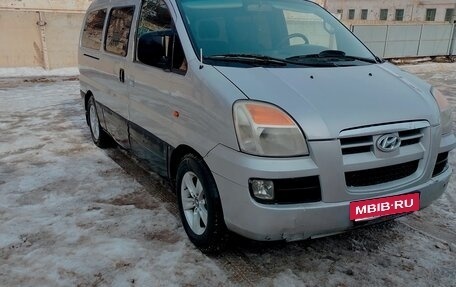 Hyundai H-1 II рестайлинг, 2005 год, 449 000 рублей, 6 фотография