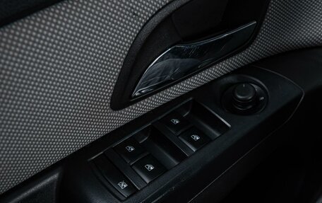 Chevrolet Cruze II, 2010 год, 668 000 рублей, 18 фотография