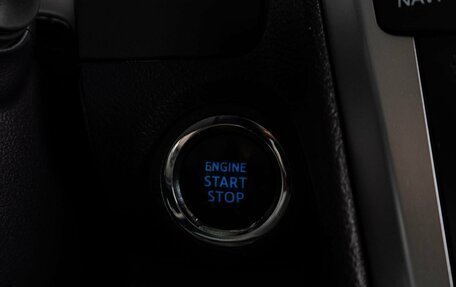 Toyota Camry, 2017 год, 2 399 000 рублей, 17 фотография