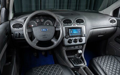 Ford Focus II рестайлинг, 2005 год, 520 000 рублей, 6 фотография