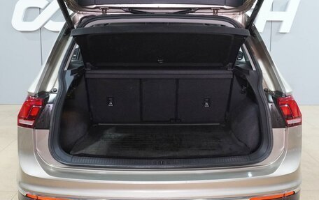 Volkswagen Tiguan II, 2021 год, 3 199 000 рублей, 23 фотография