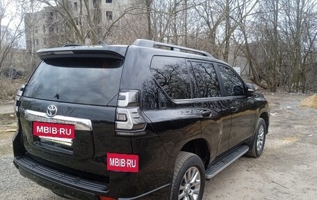 Toyota Land Cruiser Prado 150 рестайлинг 2, 2018 год, 5 950 000 рублей, 4 фотография