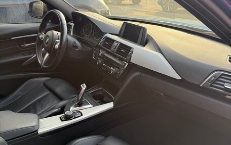 BMW 3 серия, 2018 год, 2 950 000 рублей, 2 фотография