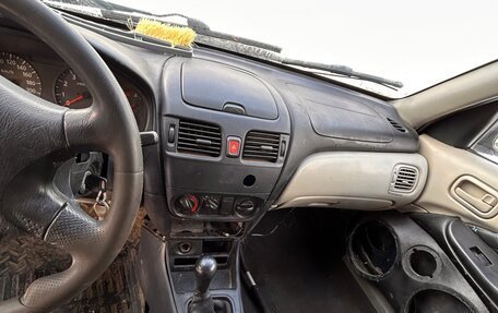 Nissan Almera, 2000 год, 65 000 рублей, 7 фотография