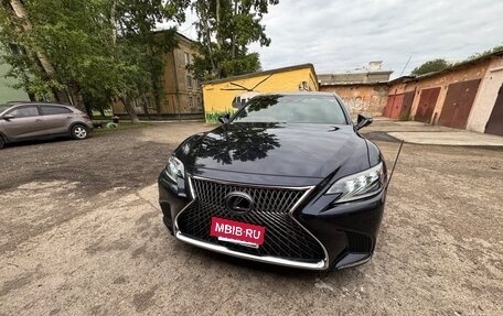 Lexus LS IV, 2019 год, 5 999 999 рублей, 7 фотография