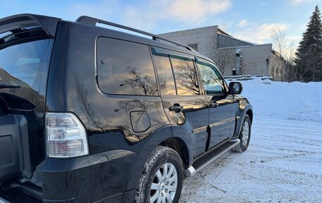 Mitsubishi Pajero IV, 2011 год, 2 000 000 рублей, 7 фотография