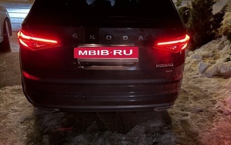 Skoda Kodiaq I, 2023 год, 4 500 000 рублей, 32 фотография