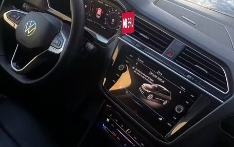 Volkswagen Tiguan II, 2022 год, 2 880 000 рублей, 11 фотография