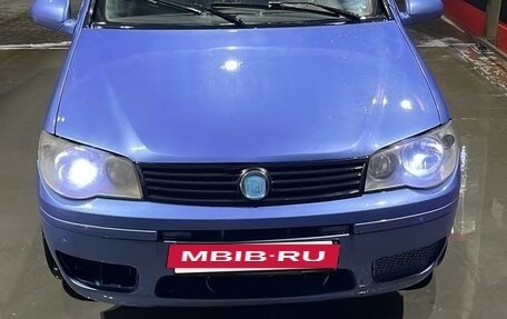 Fiat Albea I рестайлинг, 2006 год, 200 000 рублей, 3 фотография