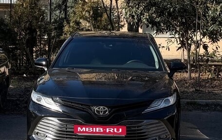 Toyota Camry, 2019 год, 3 000 000 рублей, 4 фотография
