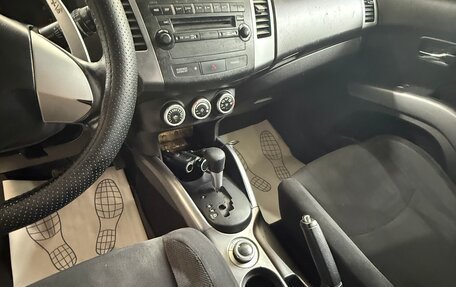 Mitsubishi Outlander III рестайлинг 3, 2007 год, 849 000 рублей, 16 фотография