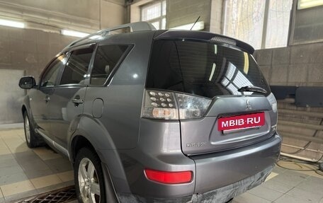 Mitsubishi Outlander III рестайлинг 3, 2007 год, 849 000 рублей, 4 фотография