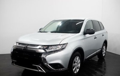 Mitsubishi Outlander III рестайлинг 3, 2019 год, 2 296 000 рублей, 1 фотография