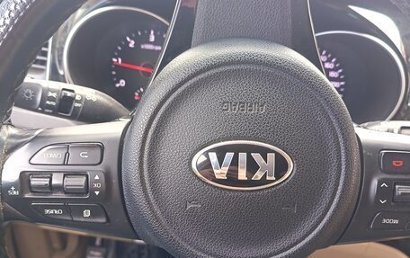 KIA Carnival III, 2014 год, 1 350 000 рублей, 8 фотография