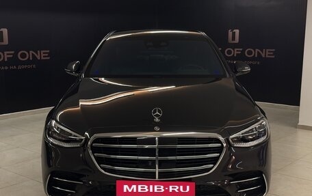 Mercedes-Benz S-Класс, 2023 год, 12 890 000 рублей, 2 фотография