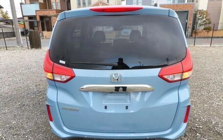 Honda Freed II, 2021 год, 1 820 000 рублей, 3 фотография