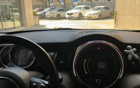 MINI Hatch, 2015 год, 1 800 000 рублей, 11 фотография