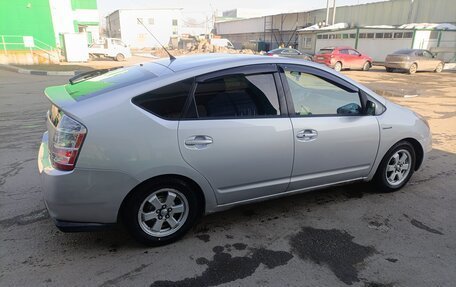 Toyota Prius, 2006 год, 650 000 рублей, 12 фотография
