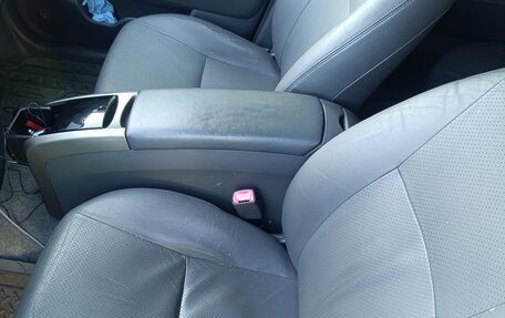 Toyota Prius, 2006 год, 650 000 рублей, 14 фотография