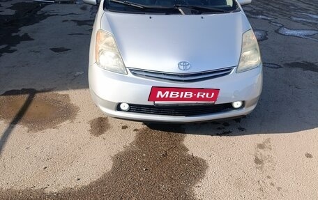Toyota Prius, 2006 год, 650 000 рублей, 4 фотография
