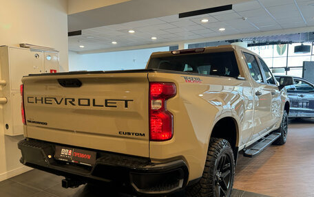 Chevrolet Silverado, 2022 год, 5 850 000 рублей, 4 фотография