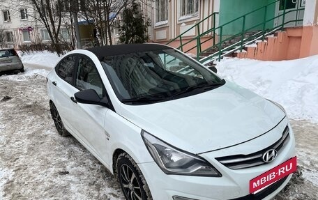 Hyundai Solaris II рестайлинг, 2014 год, 1 150 000 рублей, 33 фотография