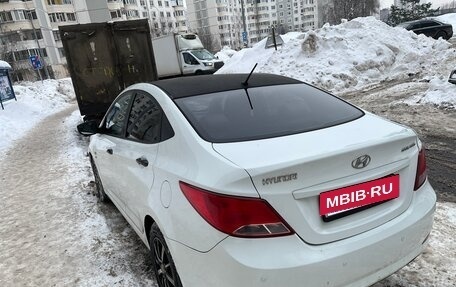 Hyundai Solaris II рестайлинг, 2014 год, 1 150 000 рублей, 35 фотография