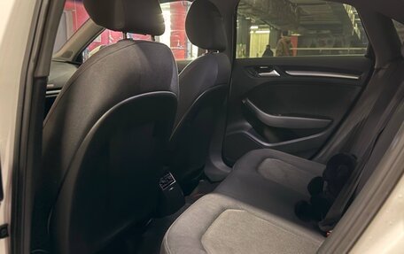 Audi A3, 2018 год, 1 700 000 рублей, 13 фотография