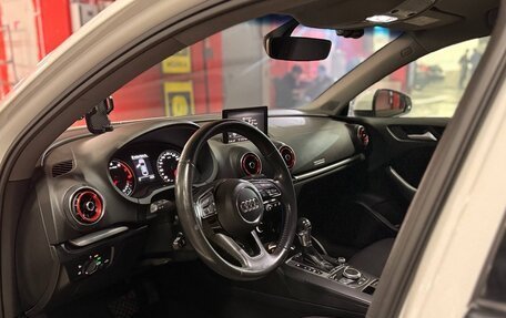 Audi A3, 2018 год, 1 700 000 рублей, 10 фотография