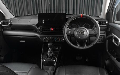 Daihatsu Rocky, 2022 год, 1 589 000 рублей, 6 фотография